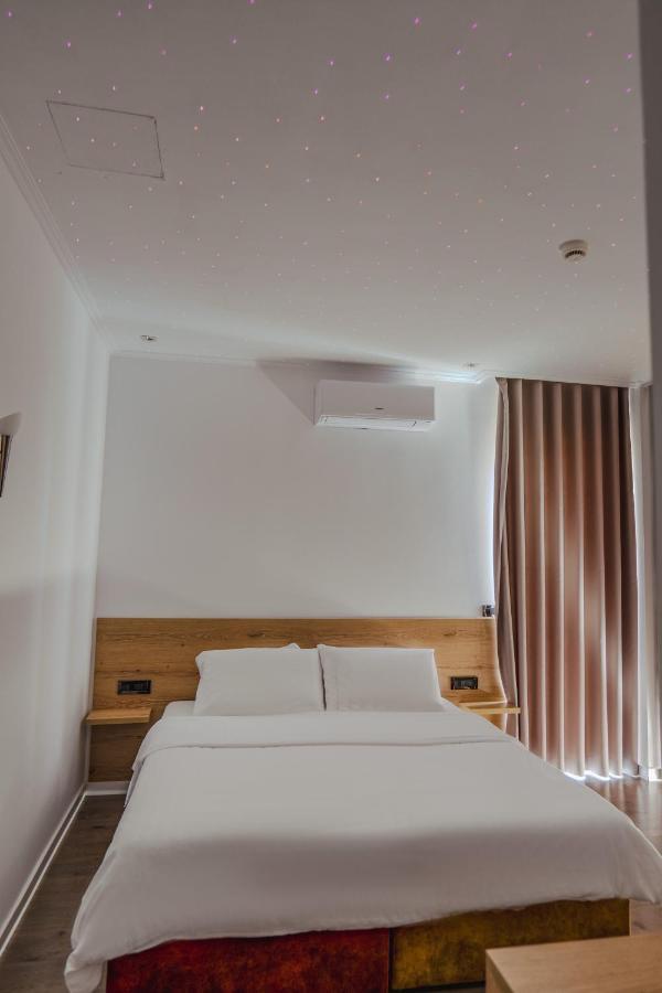 Asi Rooftop Hotel Saranda Extérieur photo