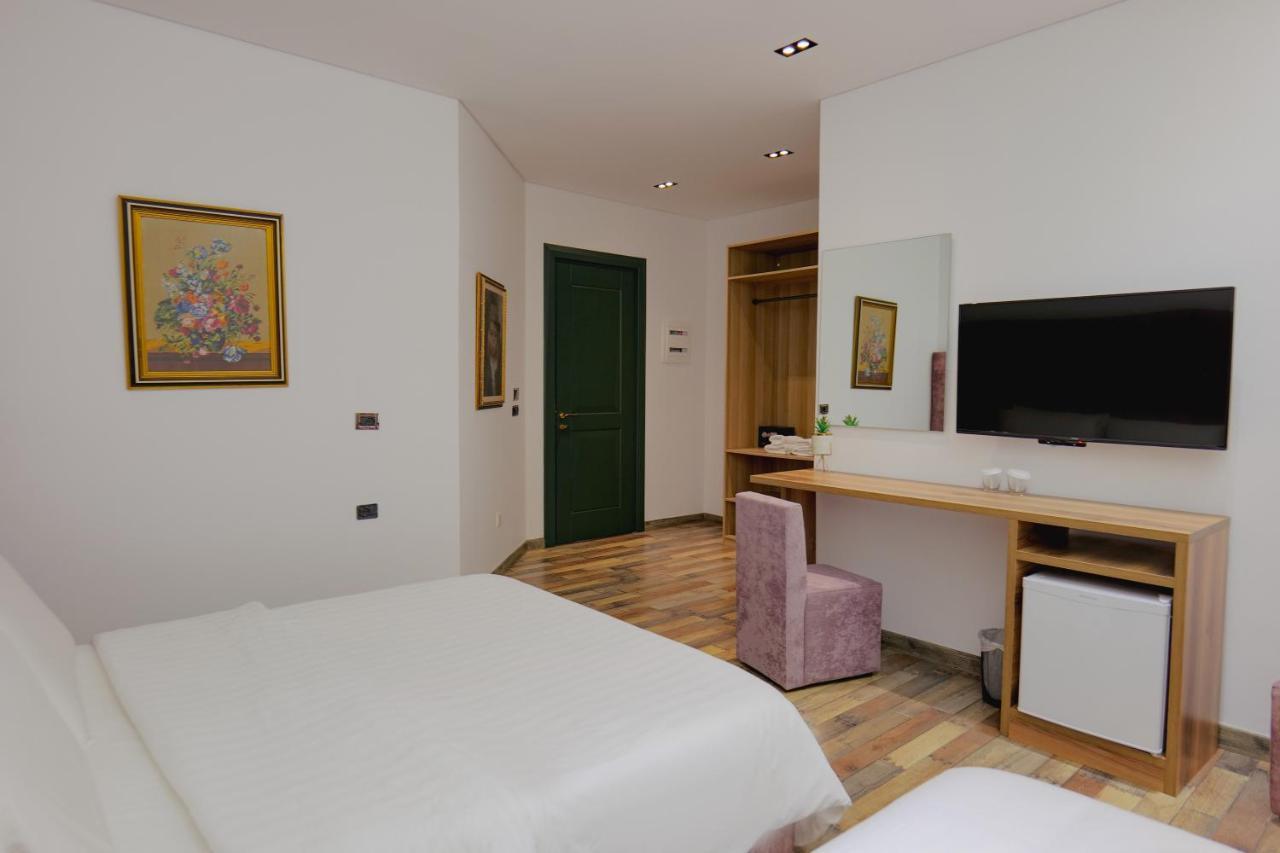 Asi Rooftop Hotel Saranda Extérieur photo