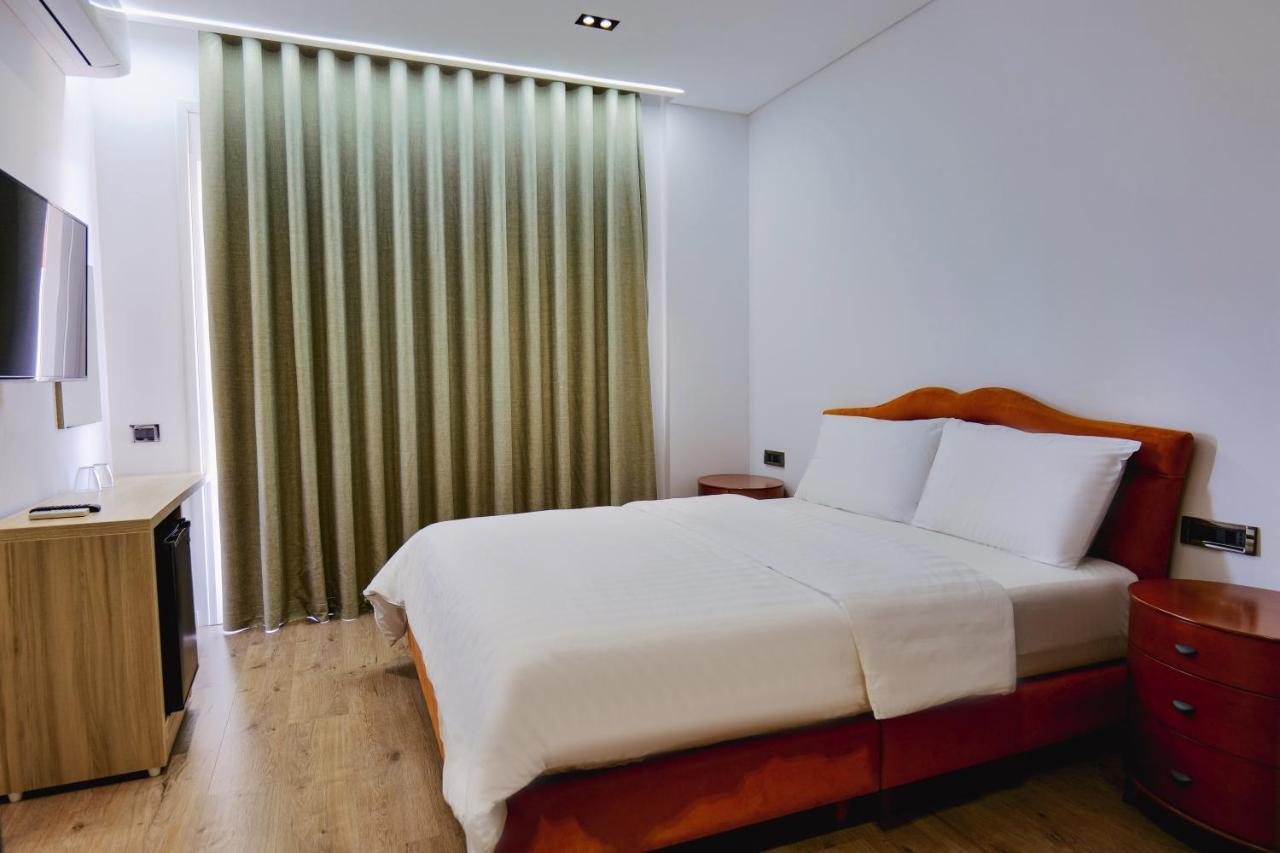 Asi Rooftop Hotel Saranda Extérieur photo